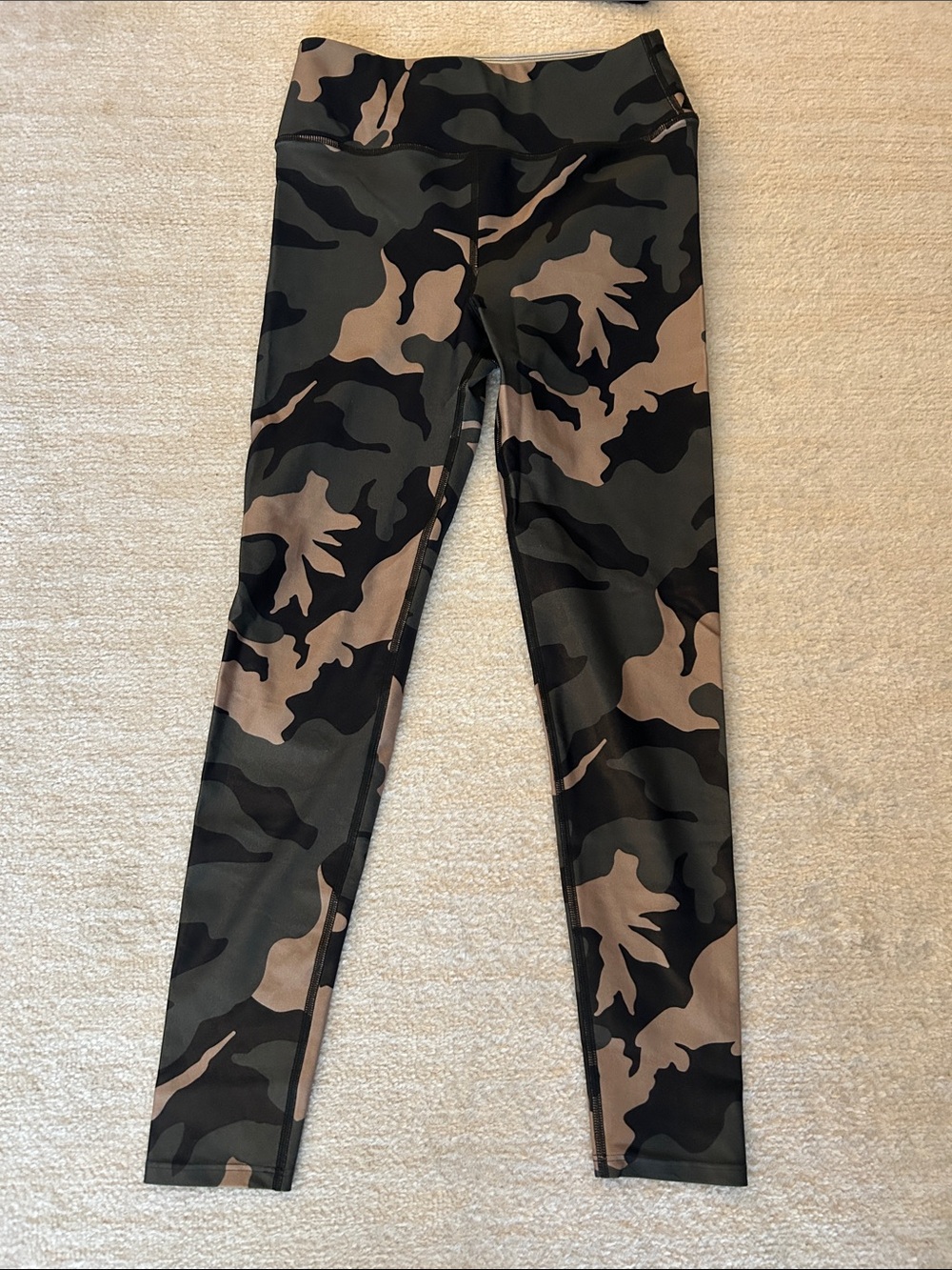 Noli Camo High-Rise Leggings in Brown, Green & Black
